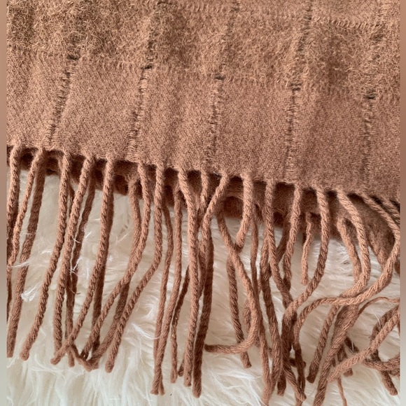 New 100% virgin wool big scarf/throw camel women by Veni Vidi vici made in Italy - Picture 7 of 8